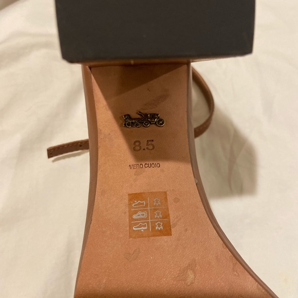 Coach maya c-buckle leather heels - Picture 3 of 9